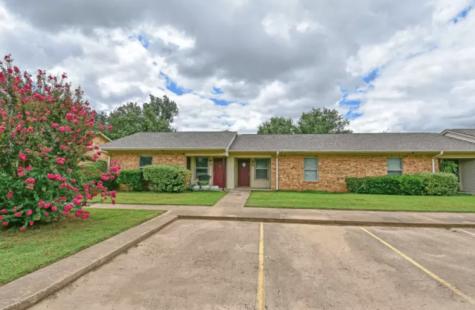 1600 S Palestine Street Athens TX 75751