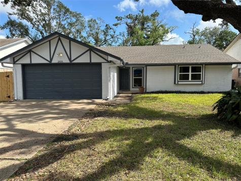 2414 Manila Lane Houston TX 77043