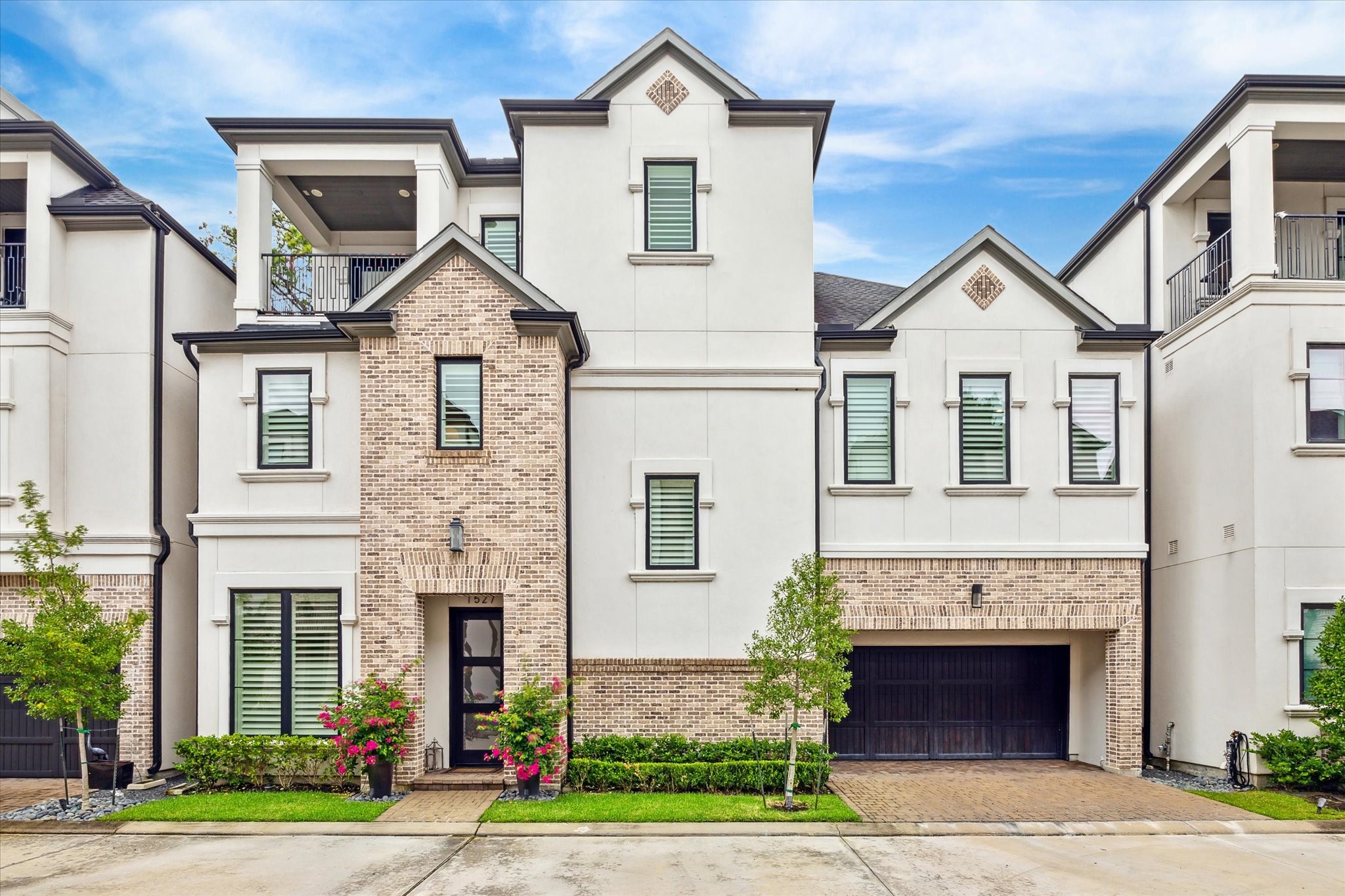 1527 Cunningham Parc Lane Houston TX 77055