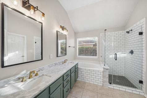 11811 Misty Peak Lane Humble TX 77346