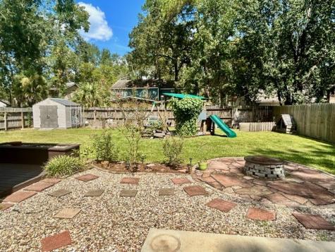 2135 Lone Rock Drive Kingwood TX 77339