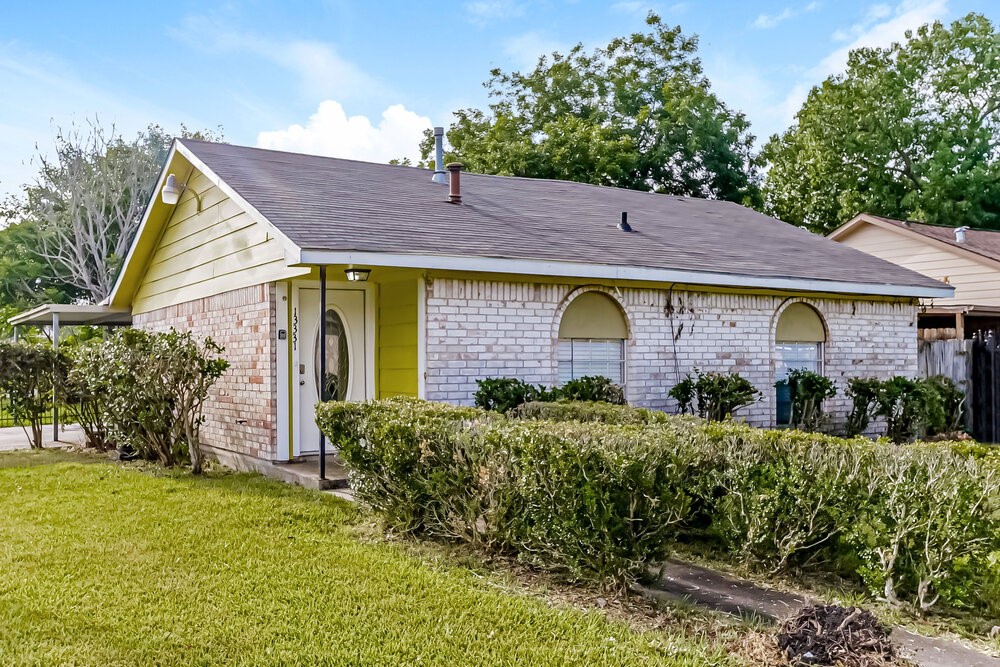 13331 Townwood Drive Houston TX 77045