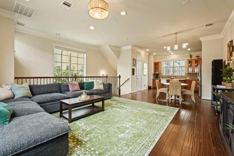 868 Fisher Street Houston TX 77018