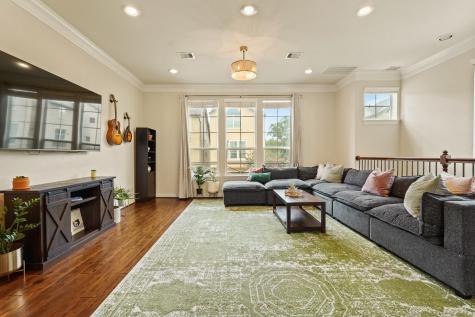 868 Fisher Street Houston TX 77018