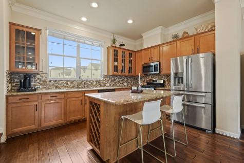 868 Fisher Street Houston TX 77018
