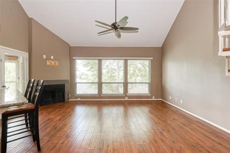 4144 Greystone Way 805 Sugar Land TX 77479
