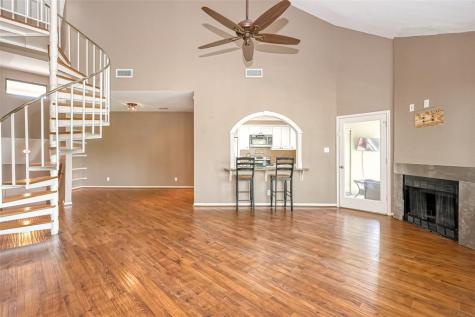 4144 Greystone Way 805 Sugar Land TX 77479