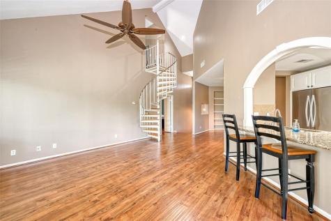 4144 Greystone Way 805 Sugar Land TX 77479
