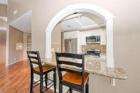 4144 Greystone Way 805 Sugar Land TX 77479
