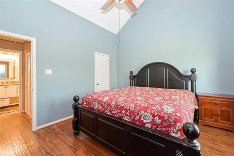 4144 Greystone Way 805 Sugar Land TX 77479