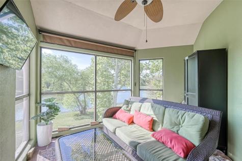 4144 Greystone Way 805 Sugar Land TX 77479