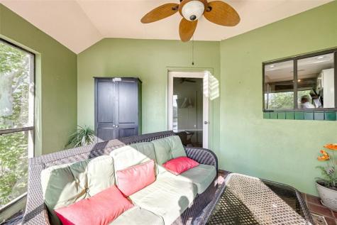 4144 Greystone Way 805 Sugar Land TX 77479