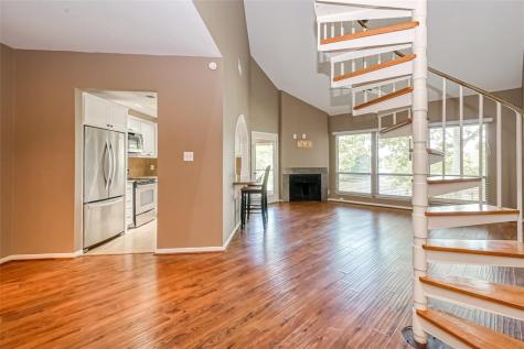 4144 Greystone Way 805 Sugar Land TX 77479