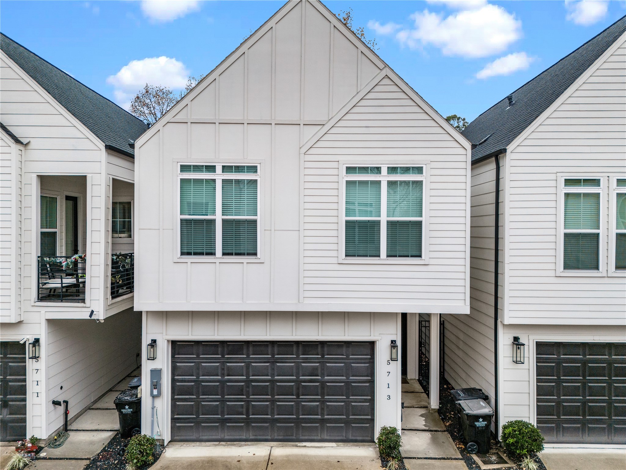 5713 White Magnolia Street Houston TX 77091