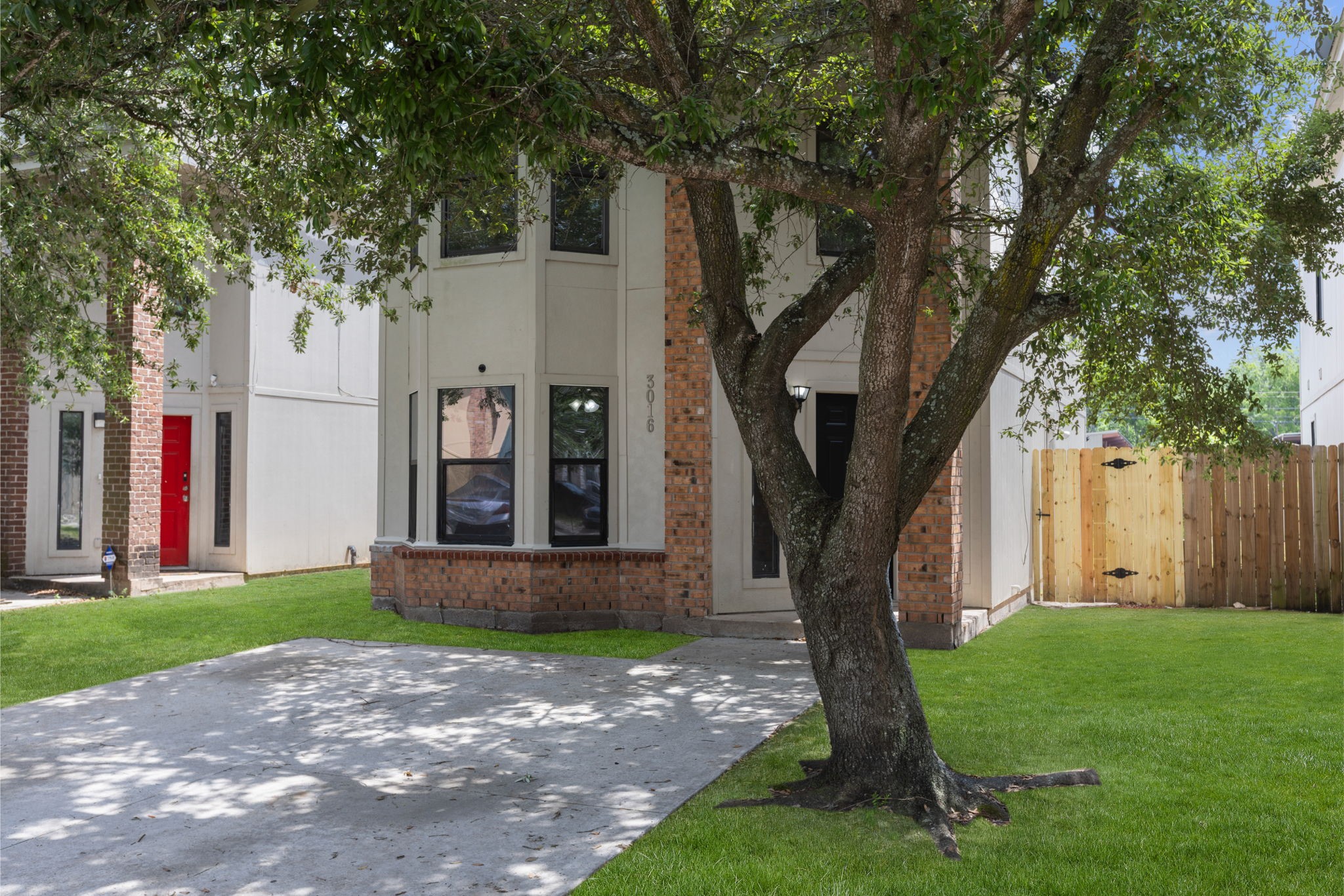 3016 La Estancia Lane Houston TX 77093