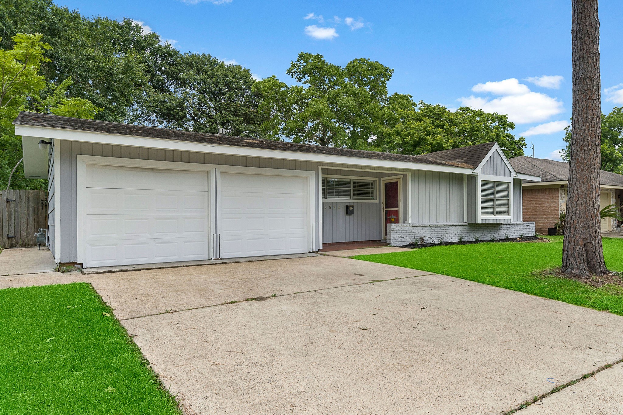 5522 Ariel Street Houston TX 77096