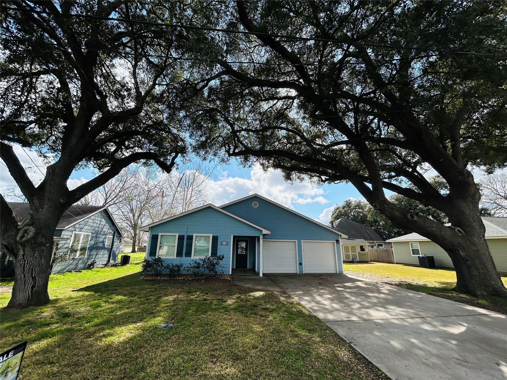 317 Jones Street Columbus TX 78934