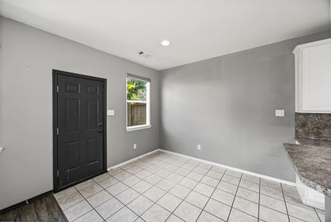 12427 Oriole Lake Way Houston TX 77089