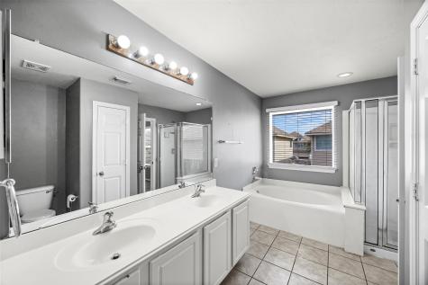 12427 Oriole Lake Way Houston TX 77089