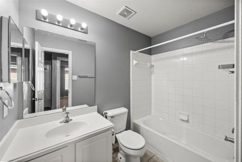 12427 Oriole Lake Way Houston TX 77089