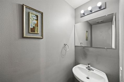 12427 Oriole Lake Way Houston TX 77089