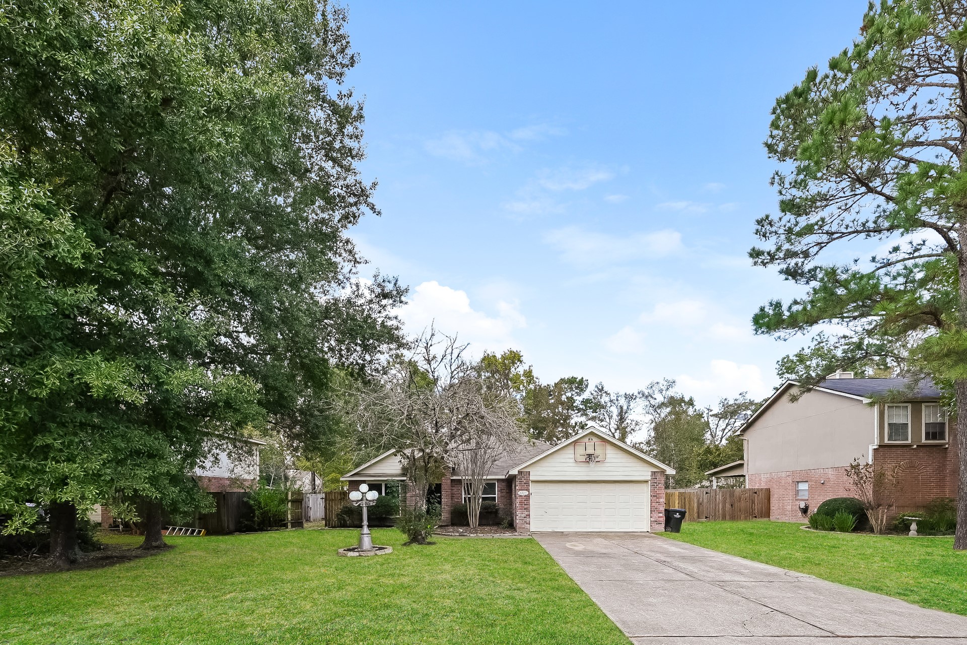 6722 Woodland Oaks Magnolia TX 77354
