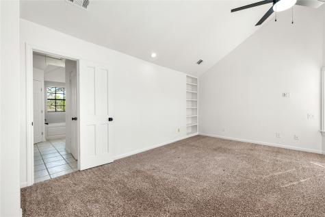 869 Usener Street Houston TX 77009