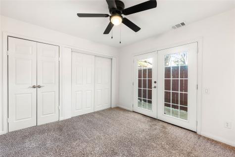 869 Usener Street Houston TX 77009