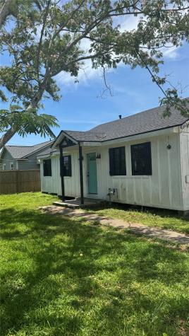 8111 Roswell Street Houston TX 77022