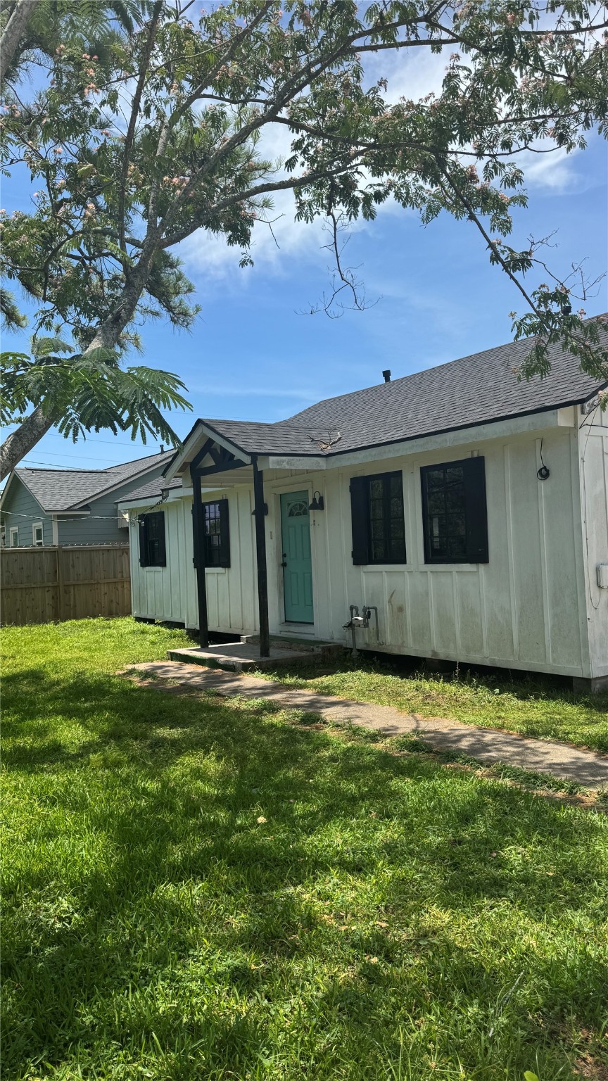 8111 Roswell Street Houston TX 77022