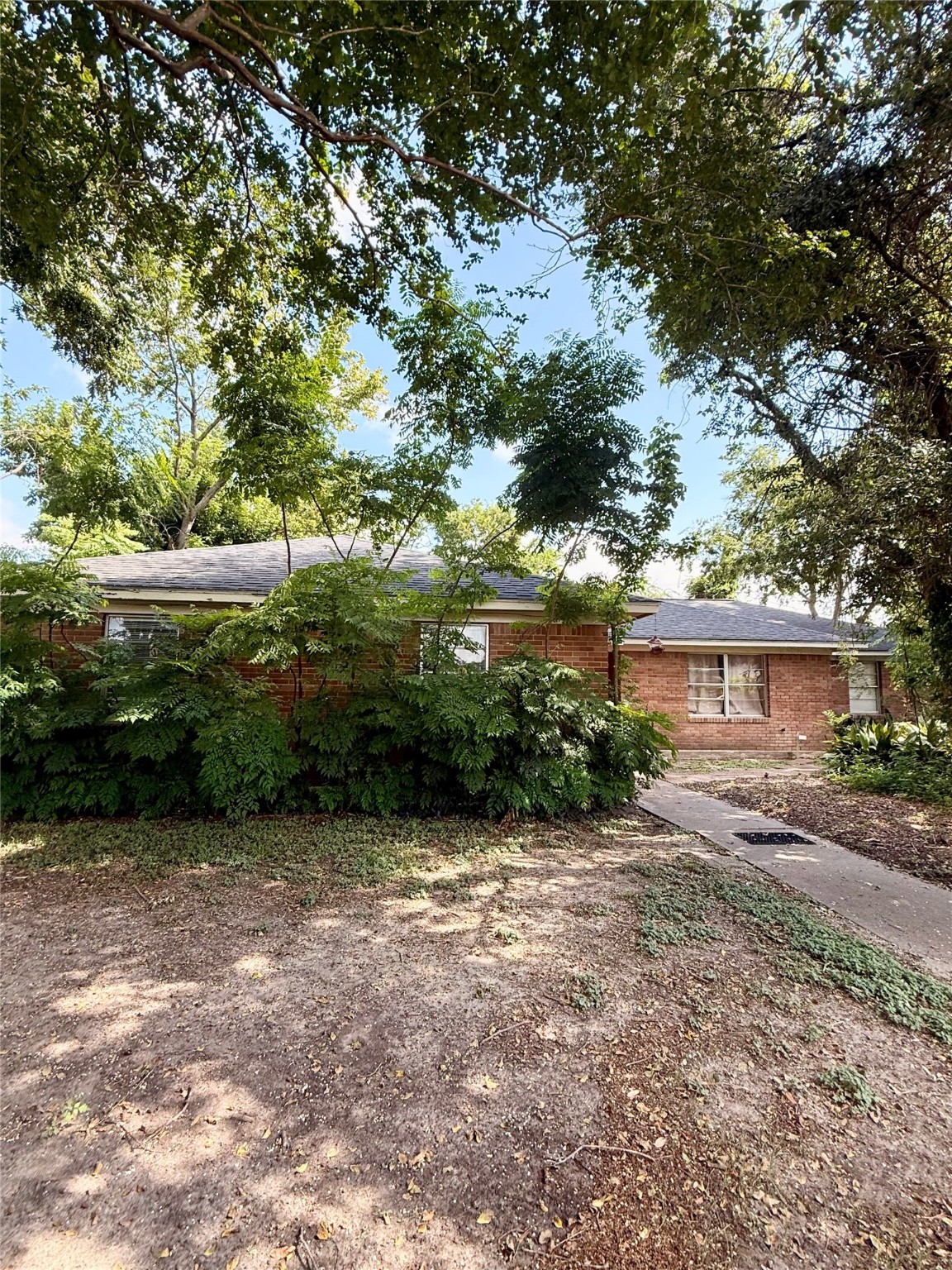 5706 Parwill Street Houston TX 77081