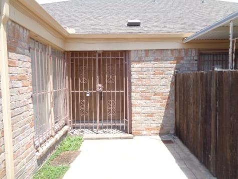 2502 Creekway Circle Missouri City TX 77459
