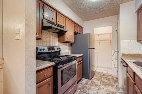 3100 Jeanetta Street 602 Houston TX 77063