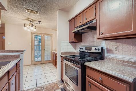 3100 Jeanetta Street 602 Houston TX 77063