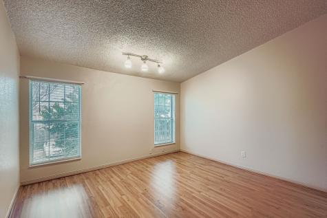 3100 Jeanetta Street 602 Houston TX 77063