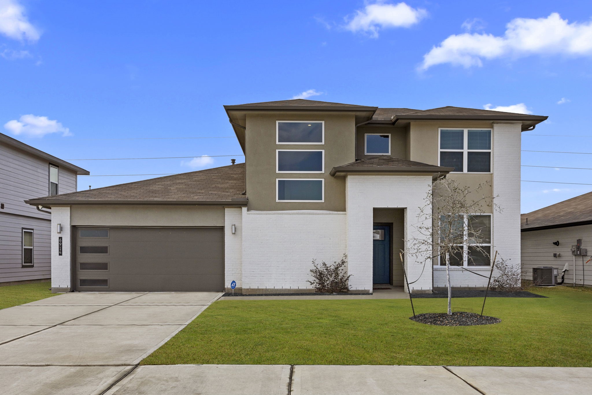 6914 Amber Cliff Lane Richmond TX 77469