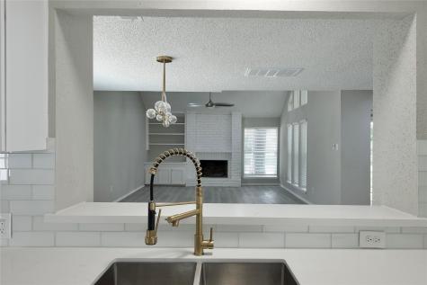 5111 Pinewilde Drive Houston TX 77066