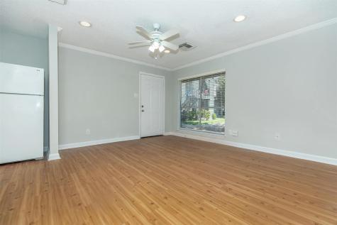 3001 Hillcroft Street G1004 Houston TX 77057