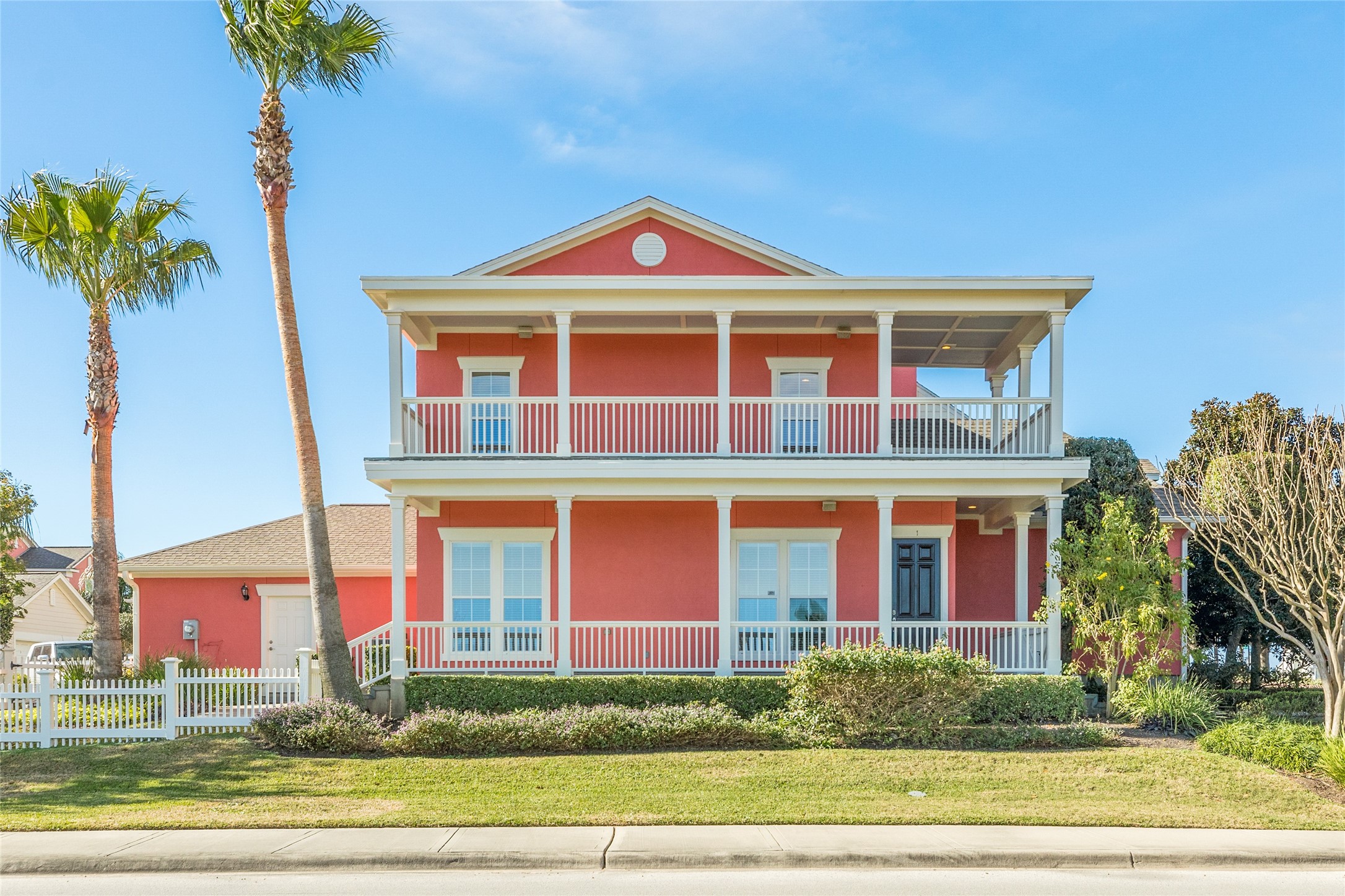 1 Evia Main Galveston TX 77554