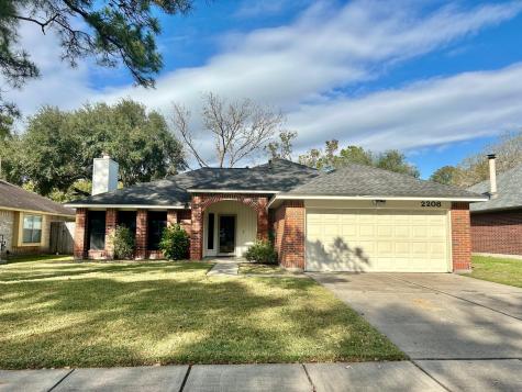 2208 Castle Drive League City TX 77573
