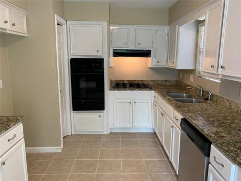 5008 Apple Springs Drive Pearland TX 77584