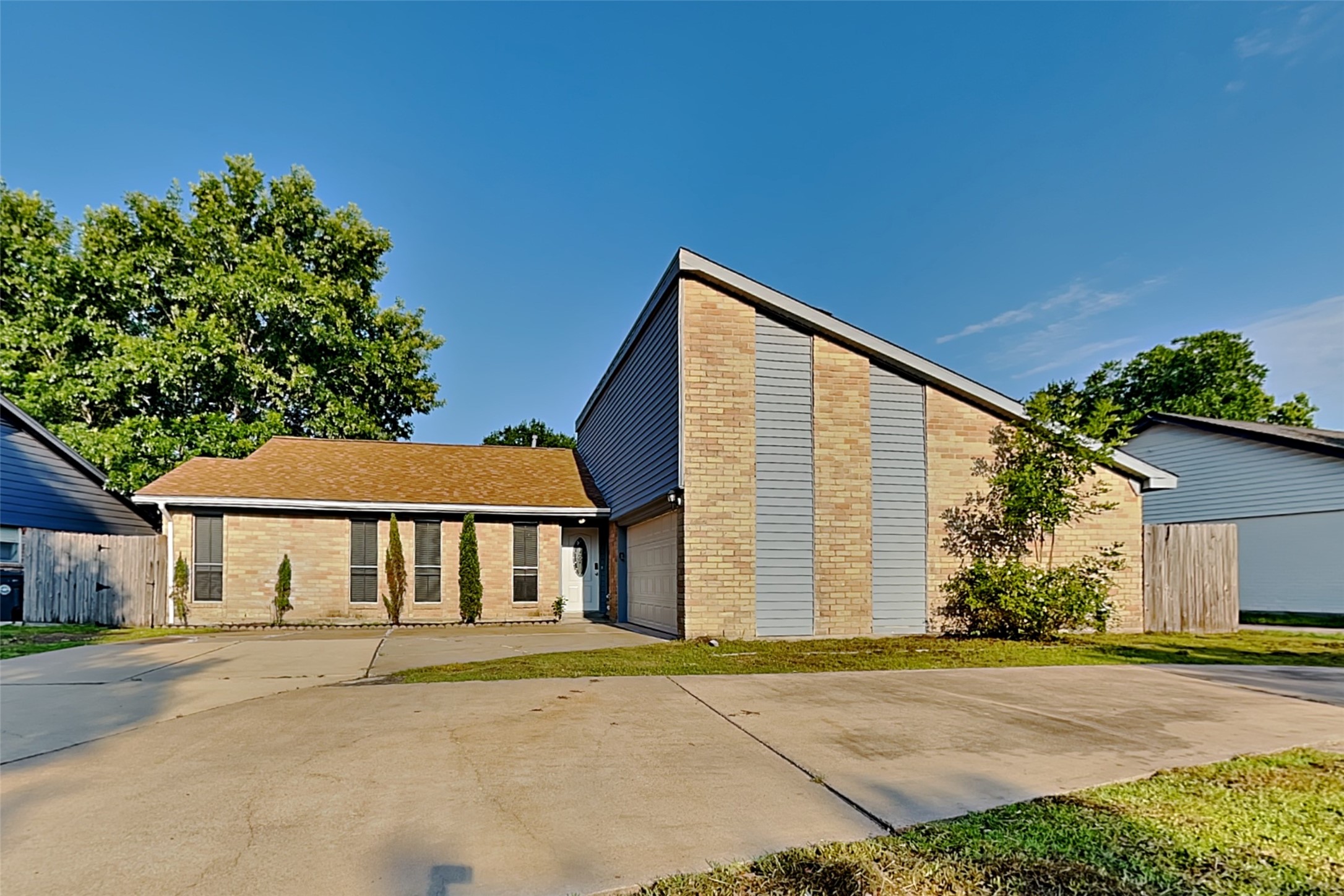 1407 Hitherfield Drive Sugar Land TX 77498