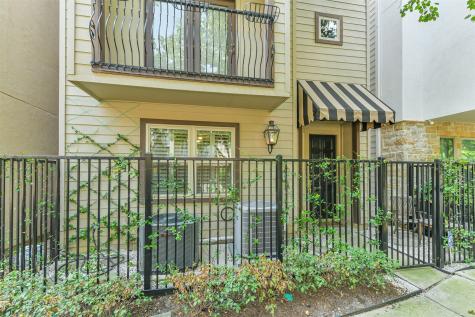 5823 Lacy Street Houston TX 77007