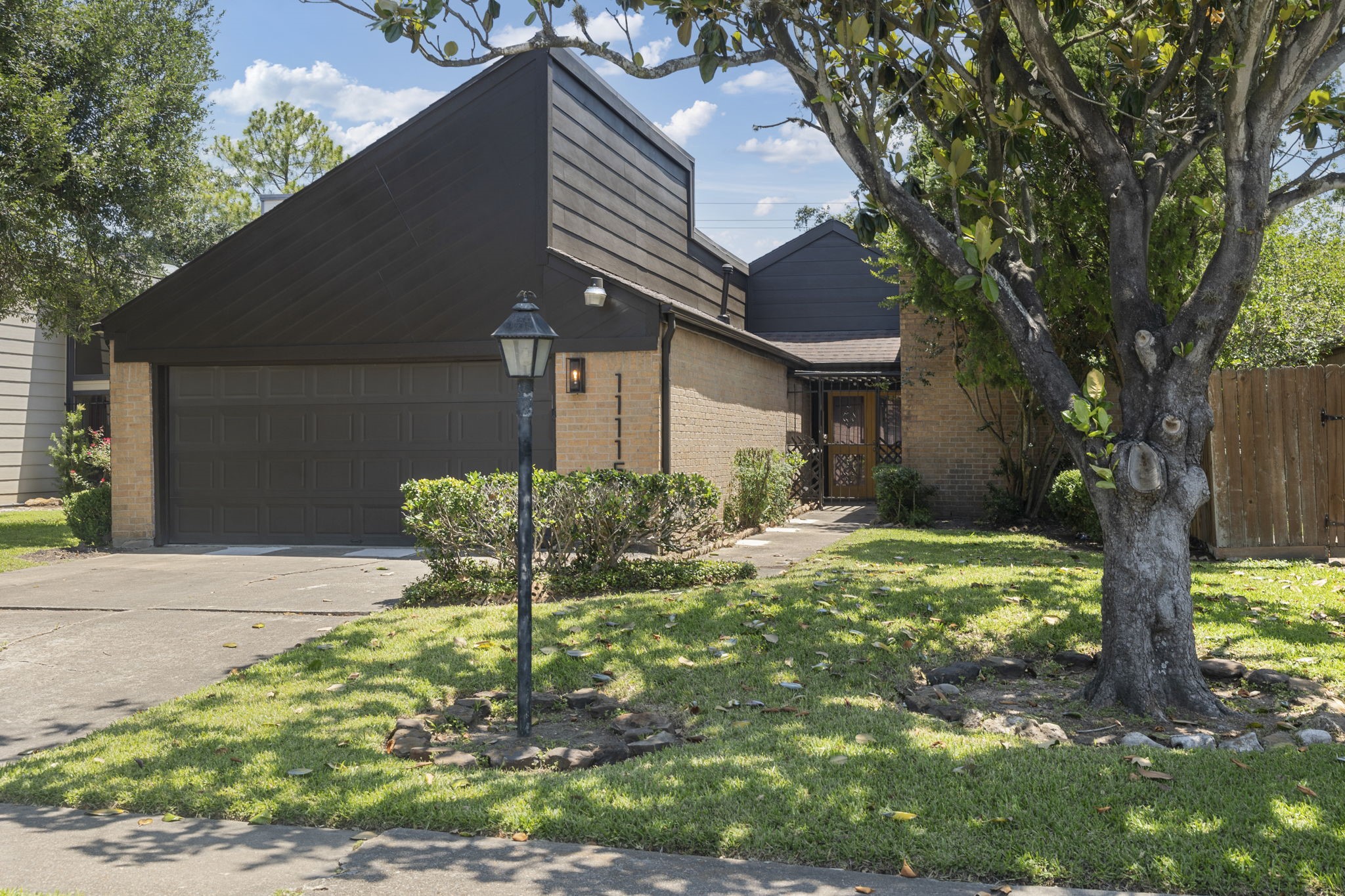 11115 Kitty Brook Drive Houston TX 77071