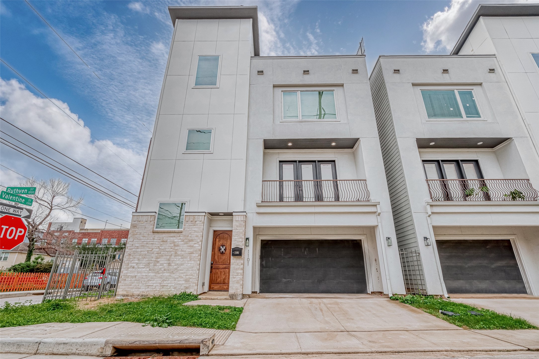1101 Ruthven Street Houston TX 77019