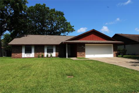 318 Petunia Street Lake Jackson TX 77566