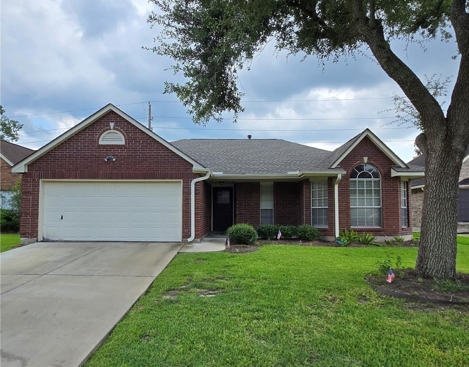 2730 N Larkspur Circle Pearland TX 77584
