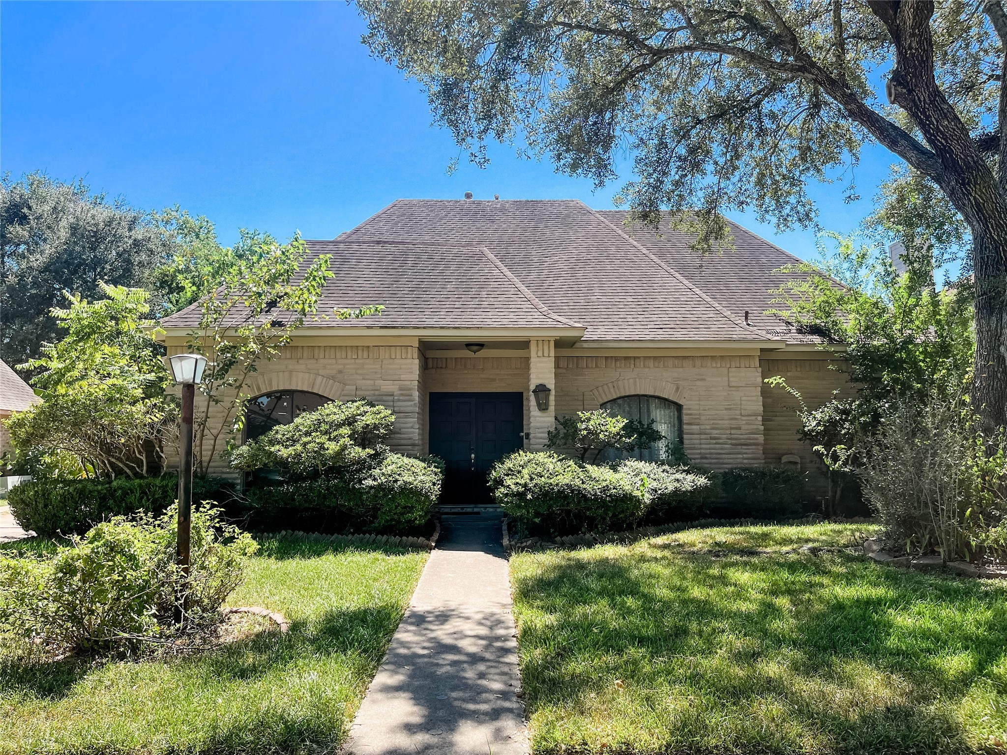 2115 Redcliff Drive Missouri City TX 77489