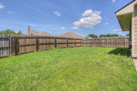 103 Garden Acres Huntsville TX 77320
