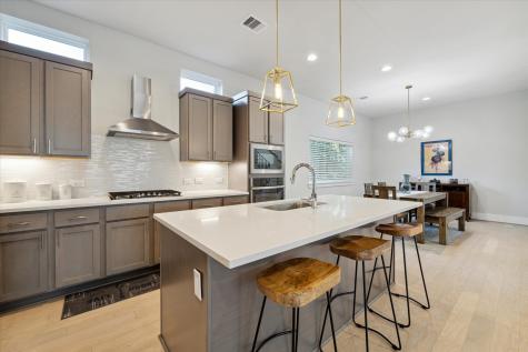 834 Fisher Street C Houston TX 77018
